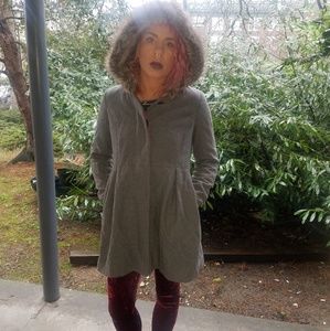 Cooperative grey hooded jacket
